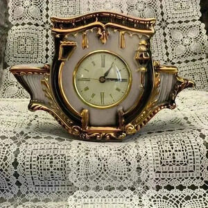 Antique Vintage Sessions Ceramic Table  Clock Oxford Metal Spinning
Clock